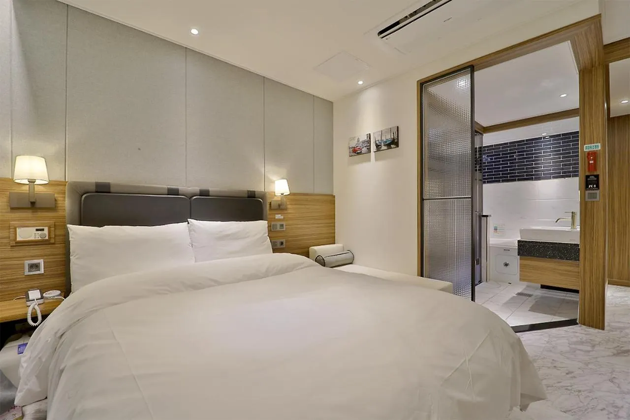 Hotel Brooks Busan Gijang Ilgwang 0*,  South Korea