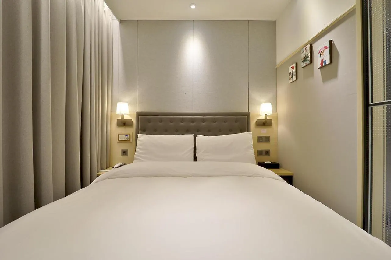 Hotel Brooks Busan Gijang Ilgwang 0*,  South Korea
